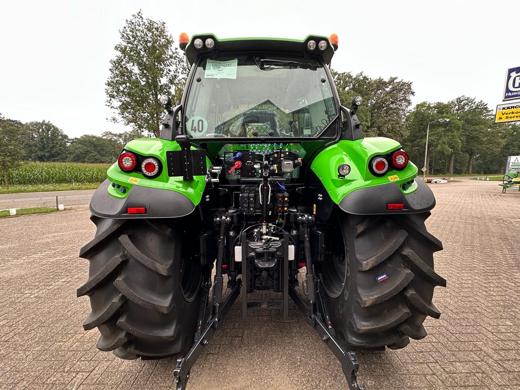 Alternative view of Deutz-Fahr Agrotron 6150.4