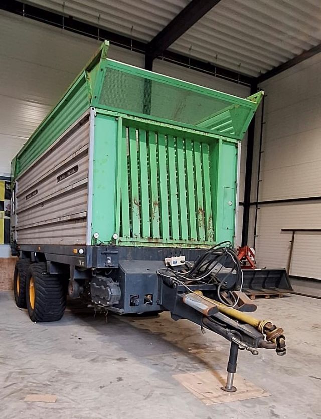 Deutz-Fahr 8.41 ladewagen
