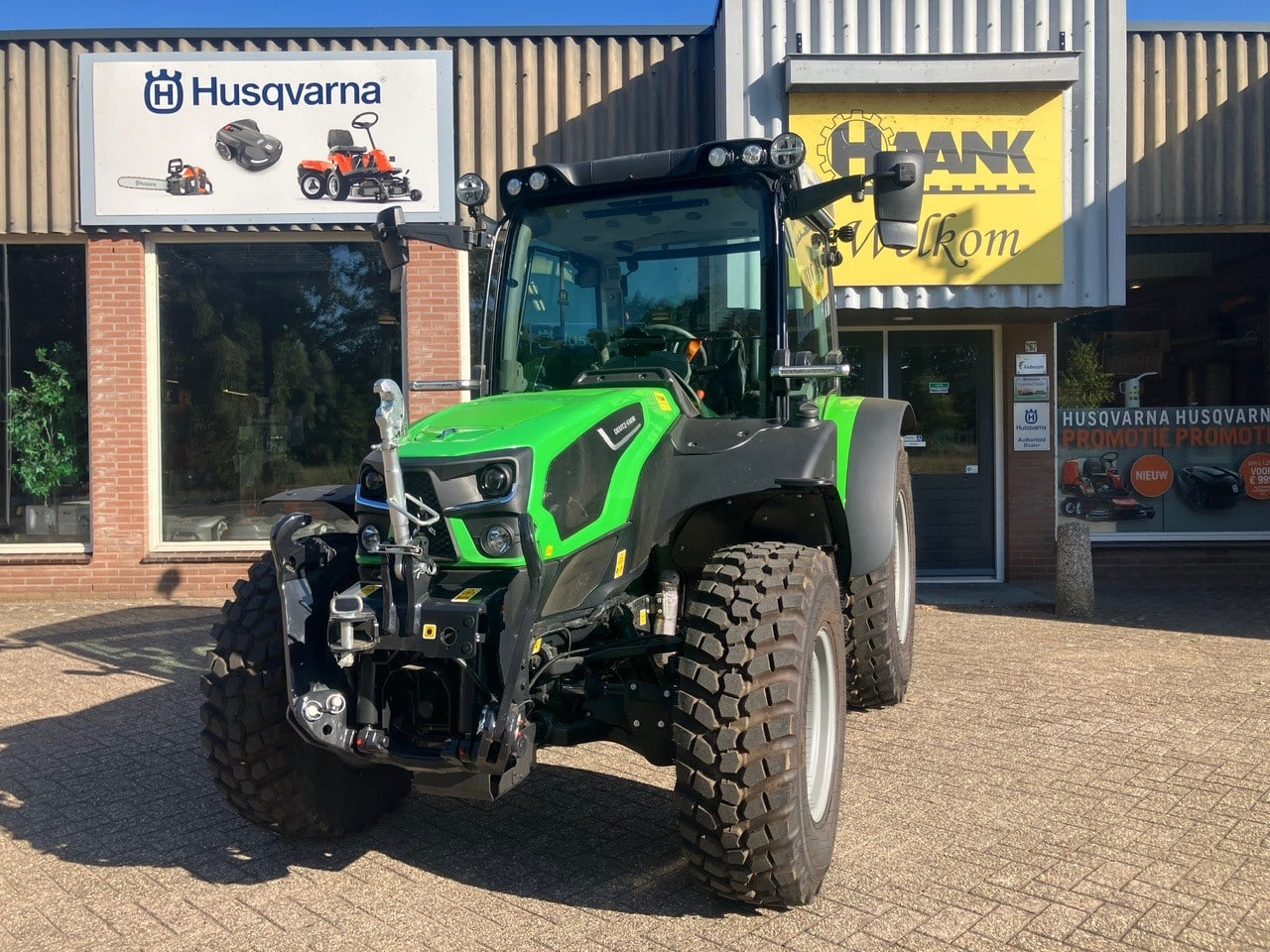 Alternative view of Deutz-Fahr 5115D TTV