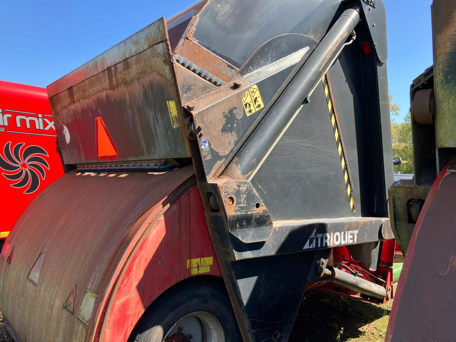 Alternative view of Trioliet Triomix S1 1200